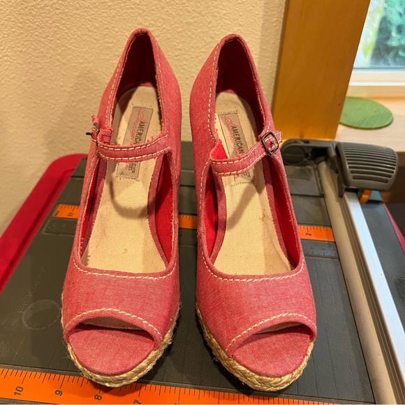 Guess Leopard Women’s Size 7 - Picture 12 of 14